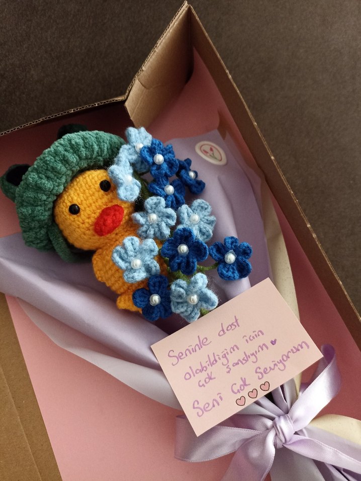 El Yapımı Çiçek Buketi - Görsel 3