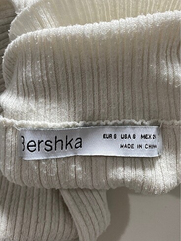 s Beden beyaz Renk Bershka Boğazlı Kazak