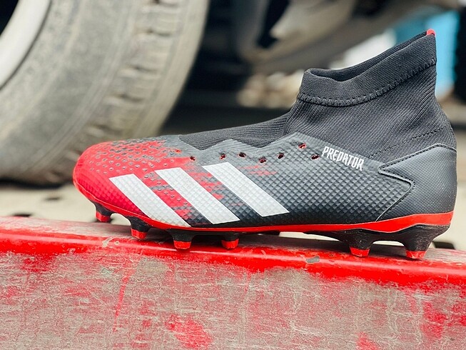 Adidas predator