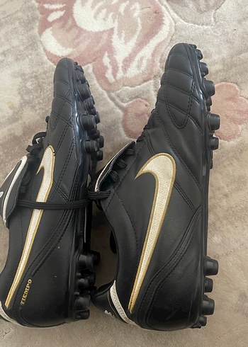 42.5 Beden siyah Renk Nike tiempo