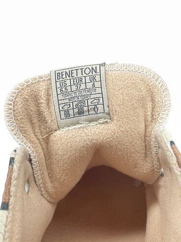 37 Beden çeşitli Renk Benetton Spor Ayakkabı %70 İndirimli.