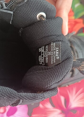 35 Beden Zara 35 Numara Bot