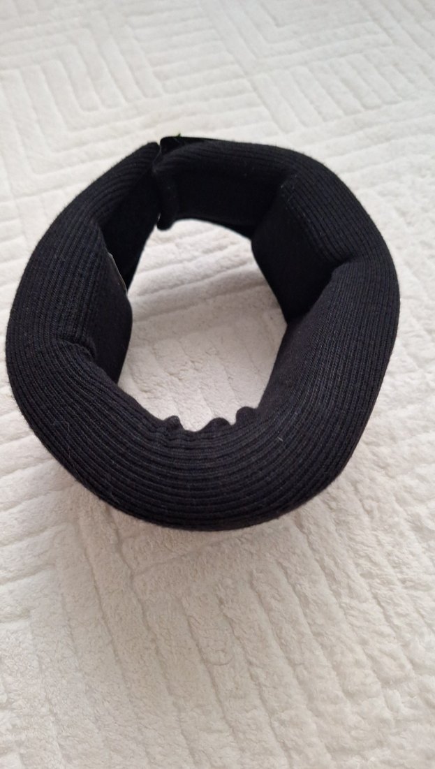 Sünger Destekli Boyunluk - Siyah - Görsel 4