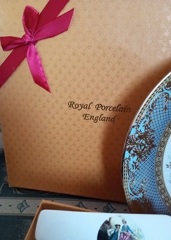 Altın işlemeli gri porselen tabak seti - Görsel 4