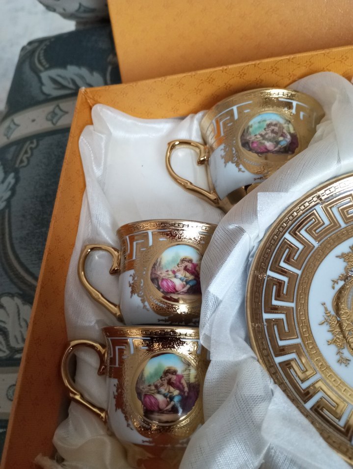 Parlak Altın Desenli Modern Klasik Tabak - Görsel 5