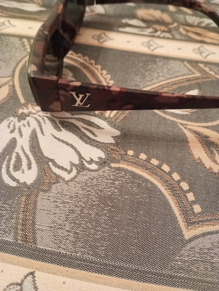 Louis Vuitton Kadın Gözlük Şık Kahverengi - Görsel 3