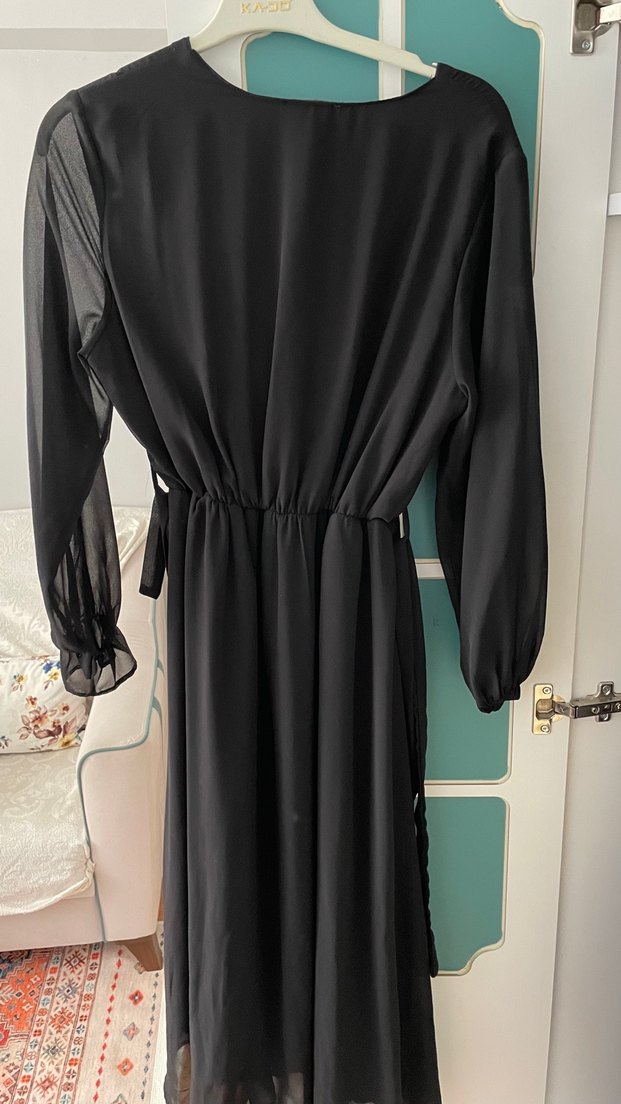 Uzun Siyah V Yakalı Kadın Elbise - Görsel 3