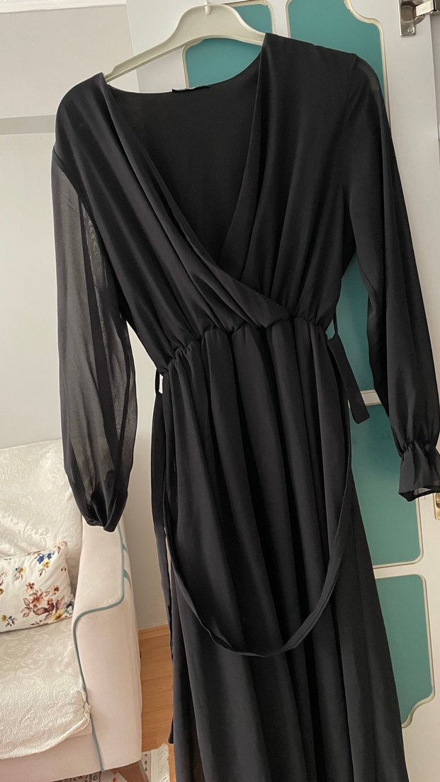 Uzun Siyah V Yakalı Kadın Elbise - Görsel 2