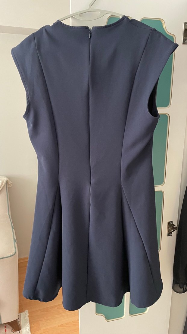 Lacivert V Yakalı Kolsuz kısa elbise - Görsel 2