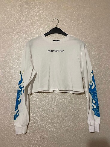 Bershka Y2K crop