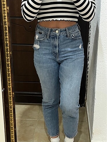 26 Beden mavi straight jean