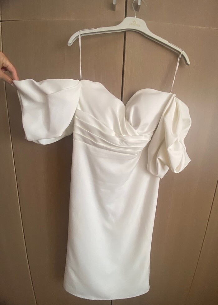 Beyaz balon kol abiye Söz/Nişan elbisesi - Görsel 3