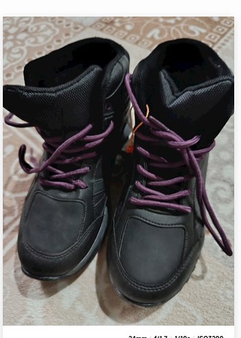 Mor Bağcıklı Kadın Lastik Bot - Görsel 2