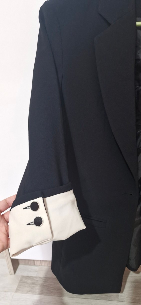 Siyah Düğmeli Kadın Blazer Ceket - Görsel 4