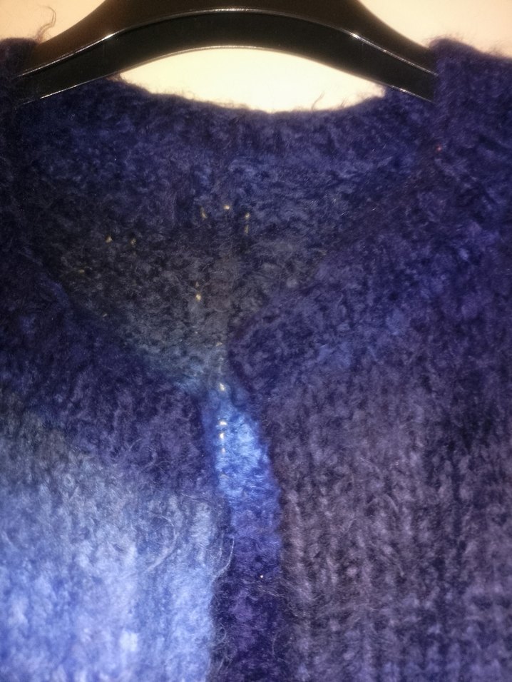 mavi lacivert giyilmemiş el örgüsü hırka - Görsel 3