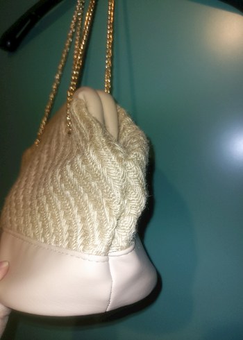 Bej Zincir Detaylı Kadın Çantası - Görsel 4