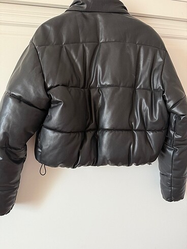 s Beden siyah Renk Zara kısa şişme deri mont