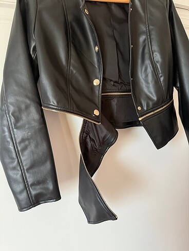 Zara Zara crop deri ceket (extra crop da yapılabilir)