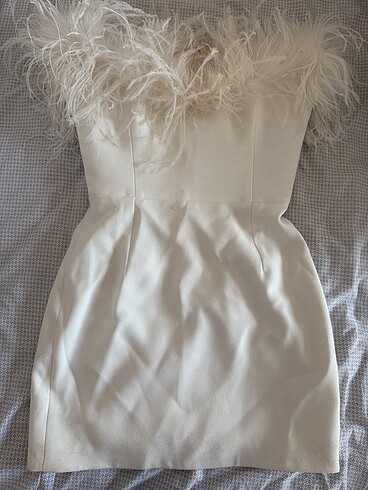 New Arrivals CYNTHIA IN TEMPLE WHITE