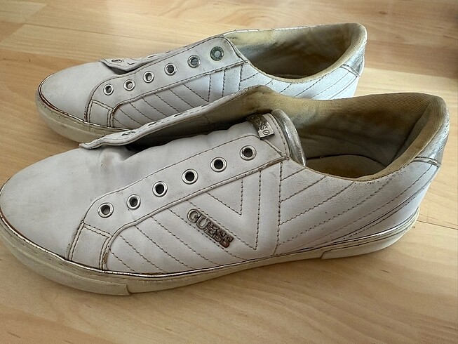 Guess Sneaker