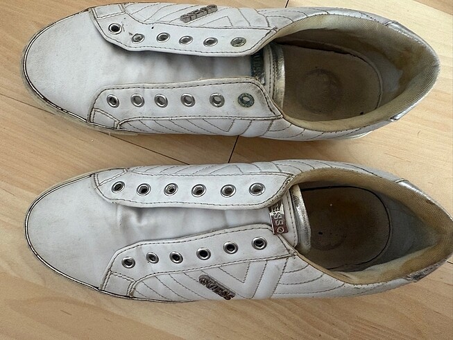 Guess Guess Sneaker