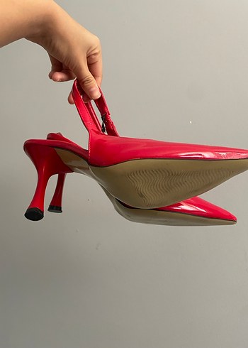 Kırmızı Parlak Stiletto Topuklu Kadın Ayakkabı - Görsel 3