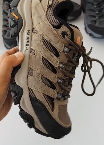 Merrell 44