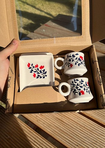 Kiraz Desenli Beyaz Fincan ve Tabağı - Görsel 10