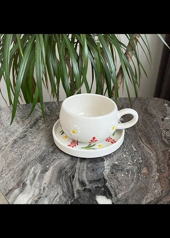 Kiraz Desenli Beyaz Fincan ve Tabağı - Görsel 2