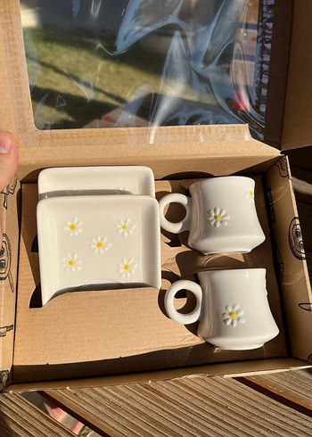 Kiraz Desenli Beyaz Fincan ve Tabağı - Görsel 11