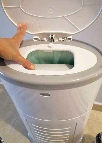 Bebek Bezi Kutusu Pedallı Beyaz - Görsel 3