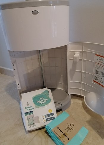 Bebek Bezi Kutusu Pedallı Beyaz - Görsel 4