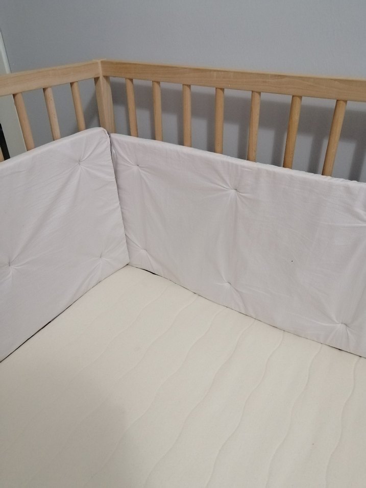 Beyaz Bebek Beşik Yan Koruma - Görsel 2