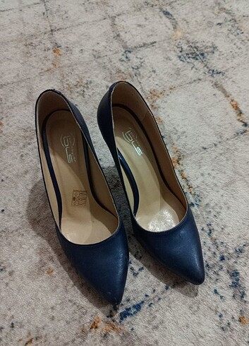 Diğer Stiletto 