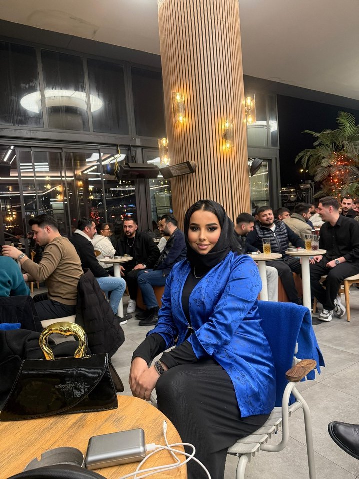 saten mavi siyah desenli - Görsel 3