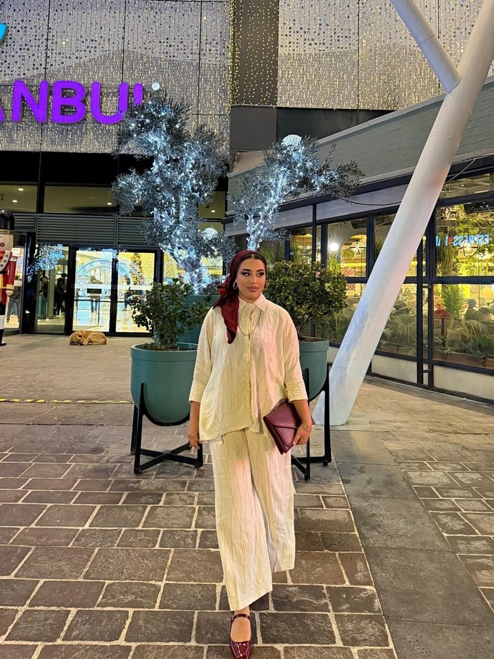 Beyaz Gold  Salaş Midi Takım Halter Yaka - Görsel 4