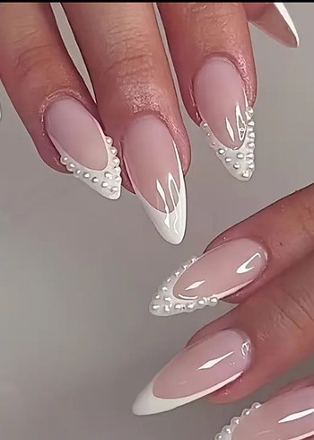 Badem takma tırnak fransız ve süpriz takı - Görsel 2