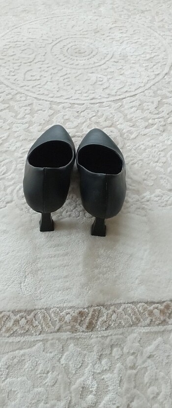 39 Beden Stiletto