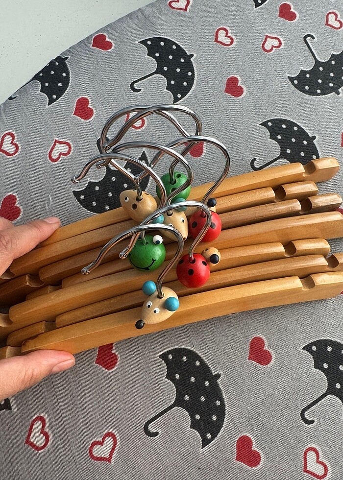 7 adet çocuk askısı - Görsel 2