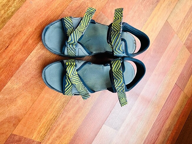 Decathlon sandalet