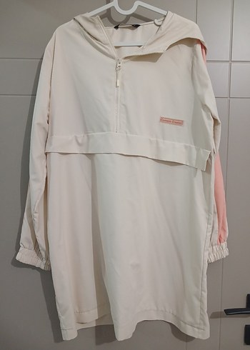 Kadın Beyaz Midi Kapüşonlu Yağmurluk - Görsel 2