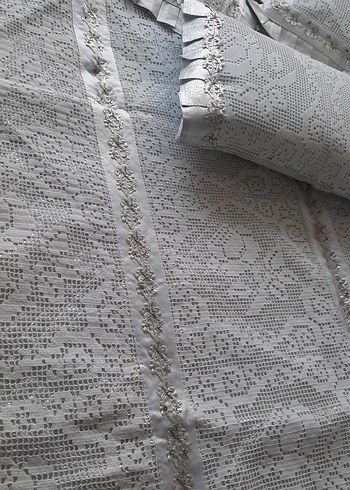 Çeyizlik dantelli yatak örtüsü - Görsel 2