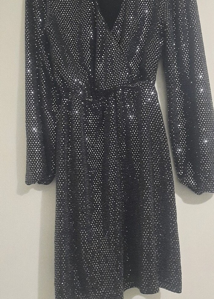 Şık parlak gece elbisesi parlak kısa abiye - Görsel 2