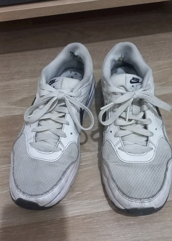Beyaz Nike Air Erkek Spor Ayakkabı - Görsel 3