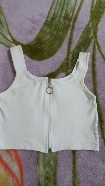 Beyaz Crop