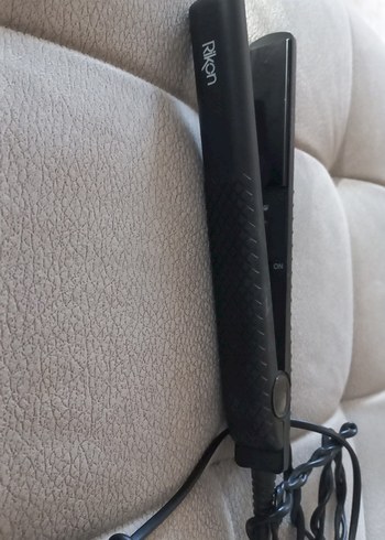 Siyah Saç Düzleştirici - Görsel 4