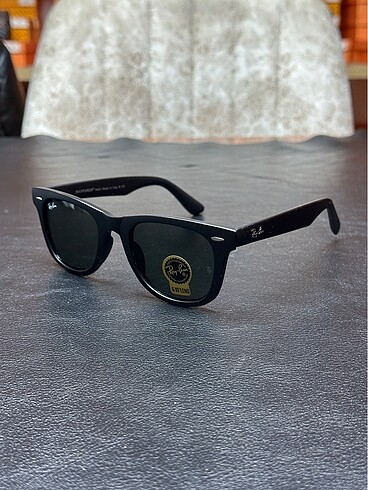 Rayban wayfarer mat