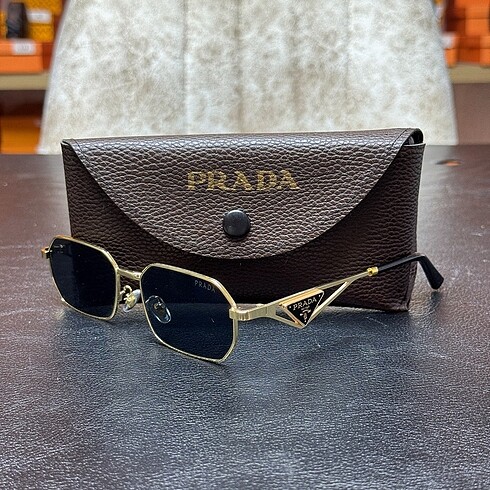 Prada ithal