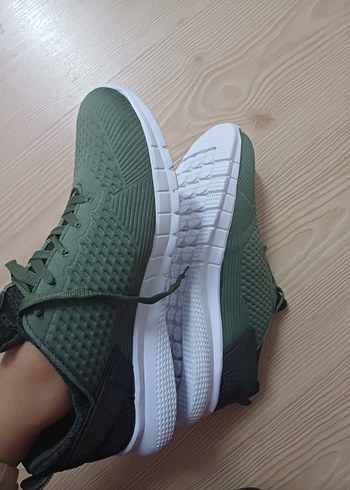 Nike Yeşil Kadin Spor Ayakkabı