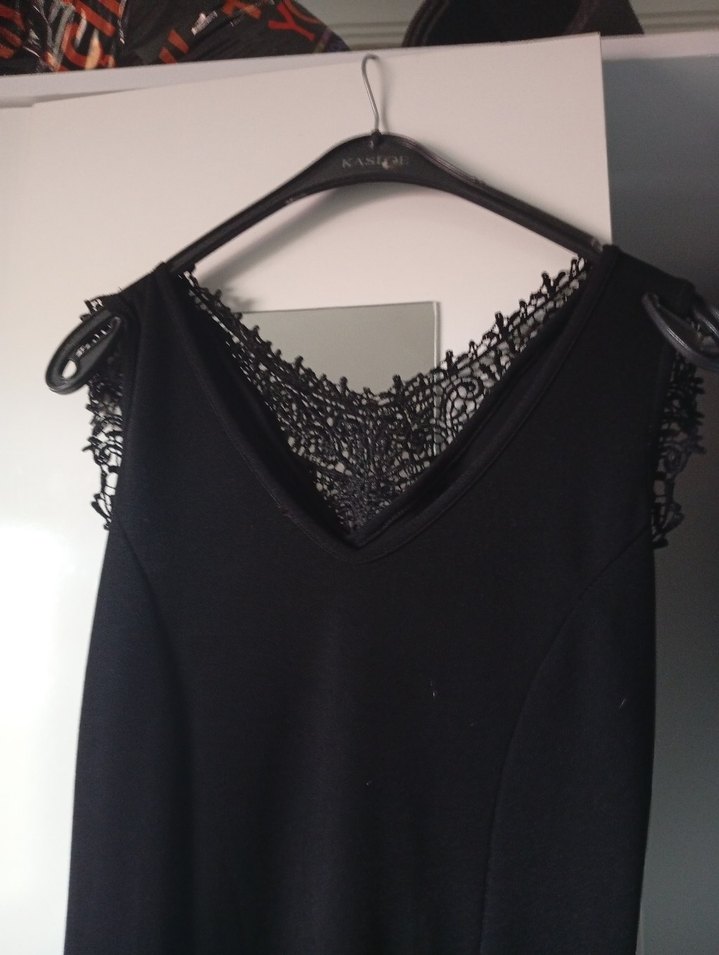 Dantel Detaylı Siyah Uzun Kadın Abiye Elbise - Görsel 4